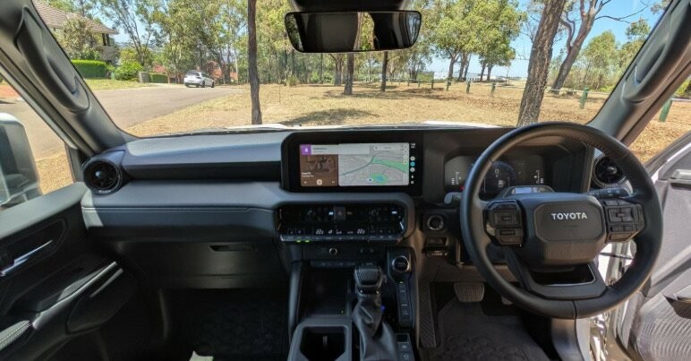 Toyota Landcruiser Prado image 4