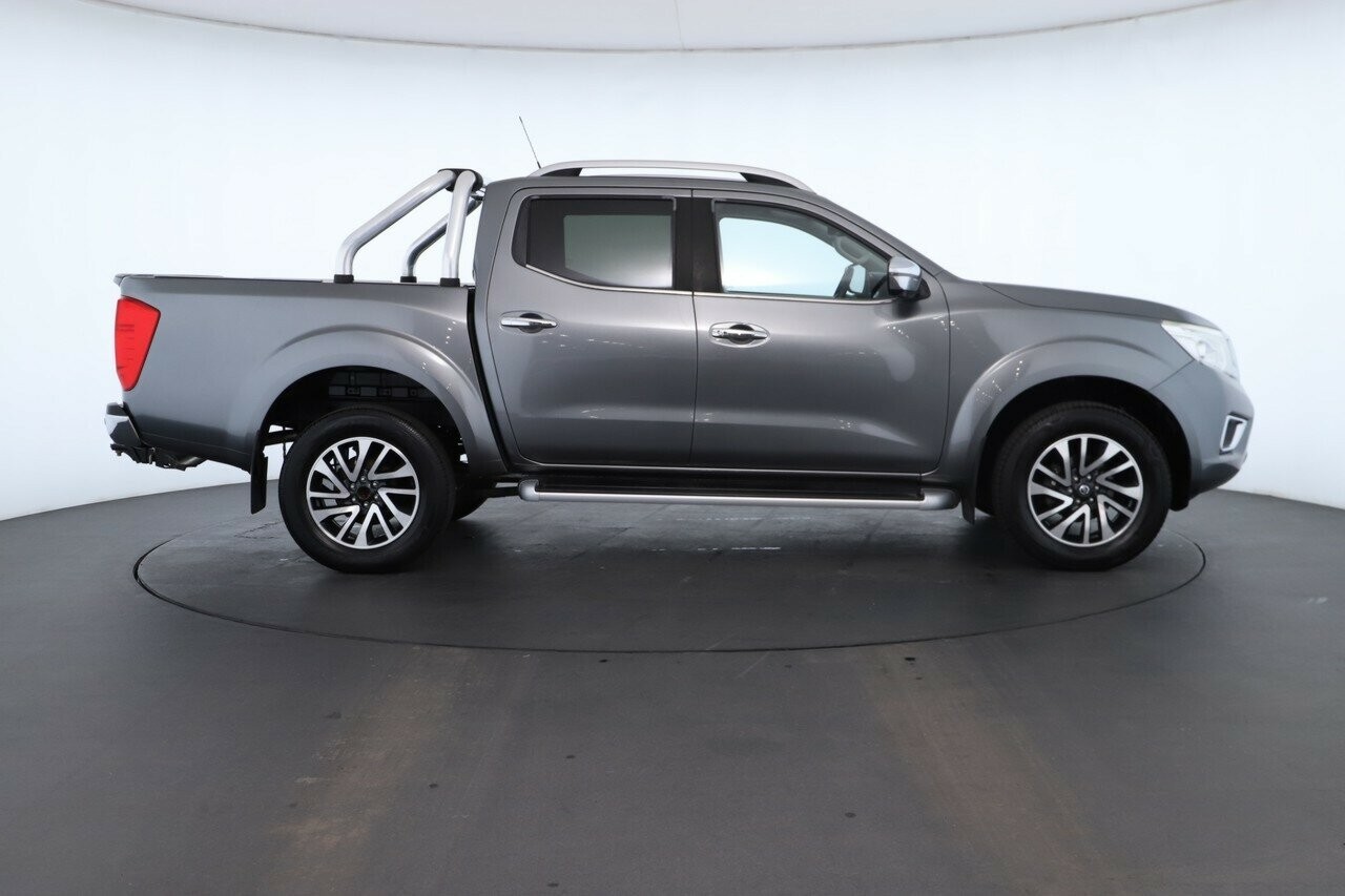 Nissan Navara image 3