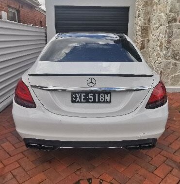 Mercedes Benz C-class image 2