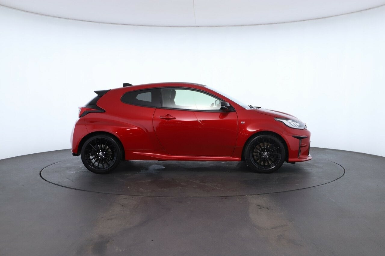 Toyota Yaris image 3