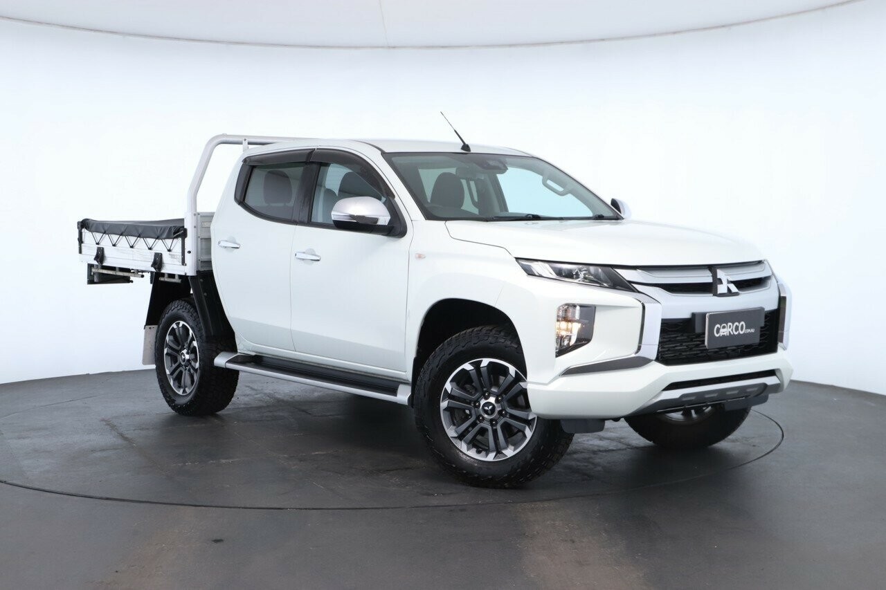 Mitsubishi Triton image 1