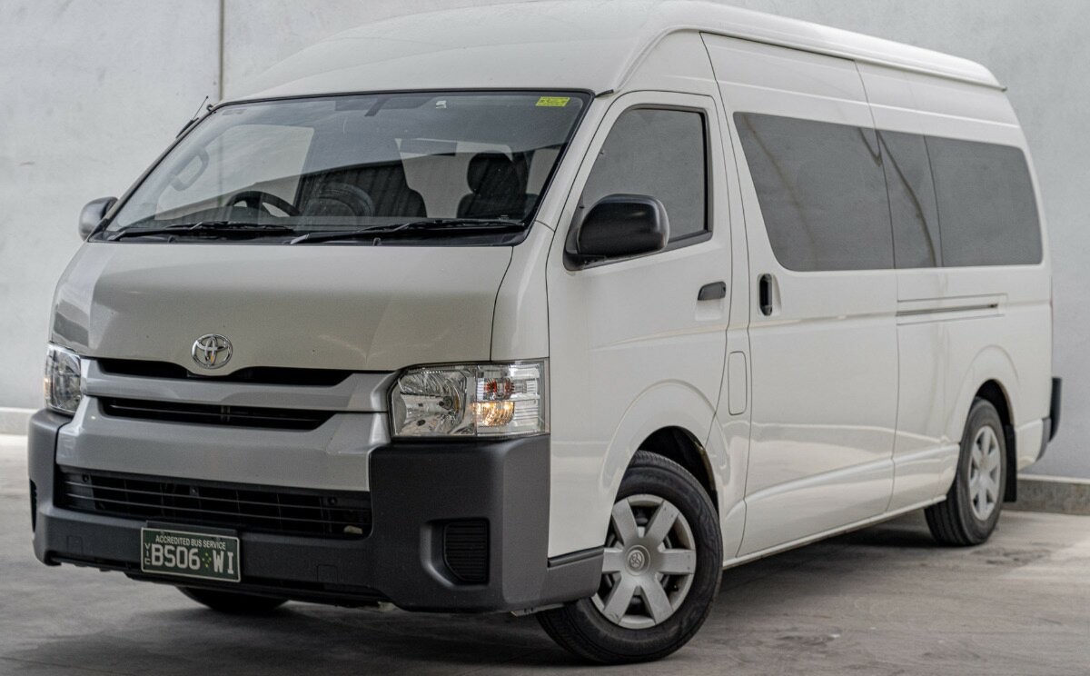 Toyota Hiace image 3