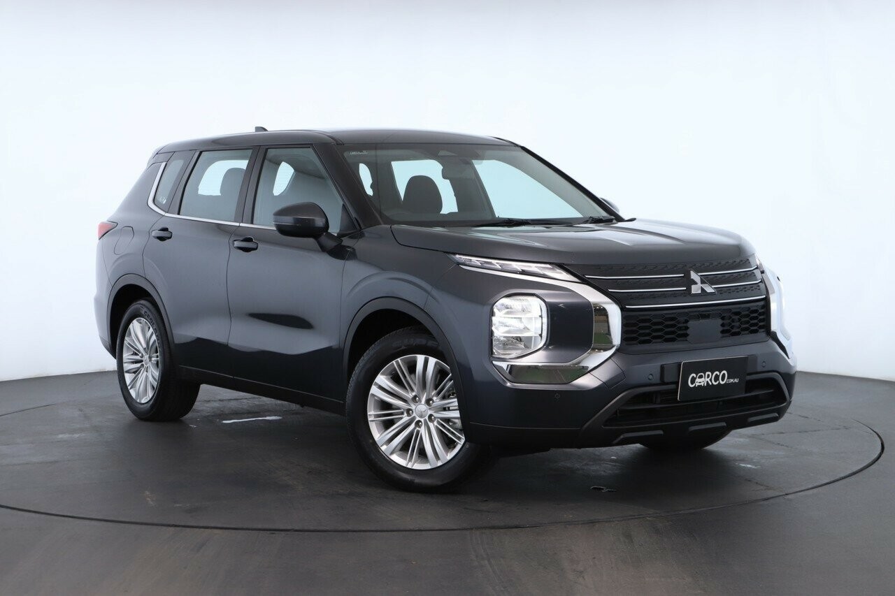 Mitsubishi Outlander image 1