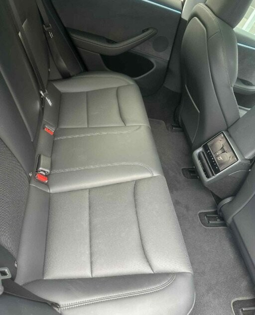 Tesla Model 3 image 4