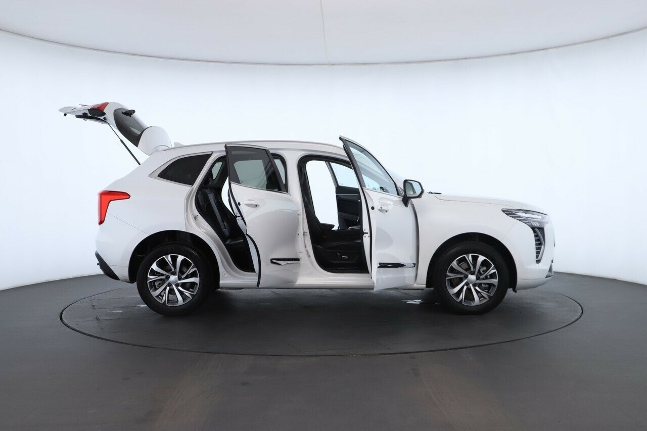 Gwm Haval Jolion image 2