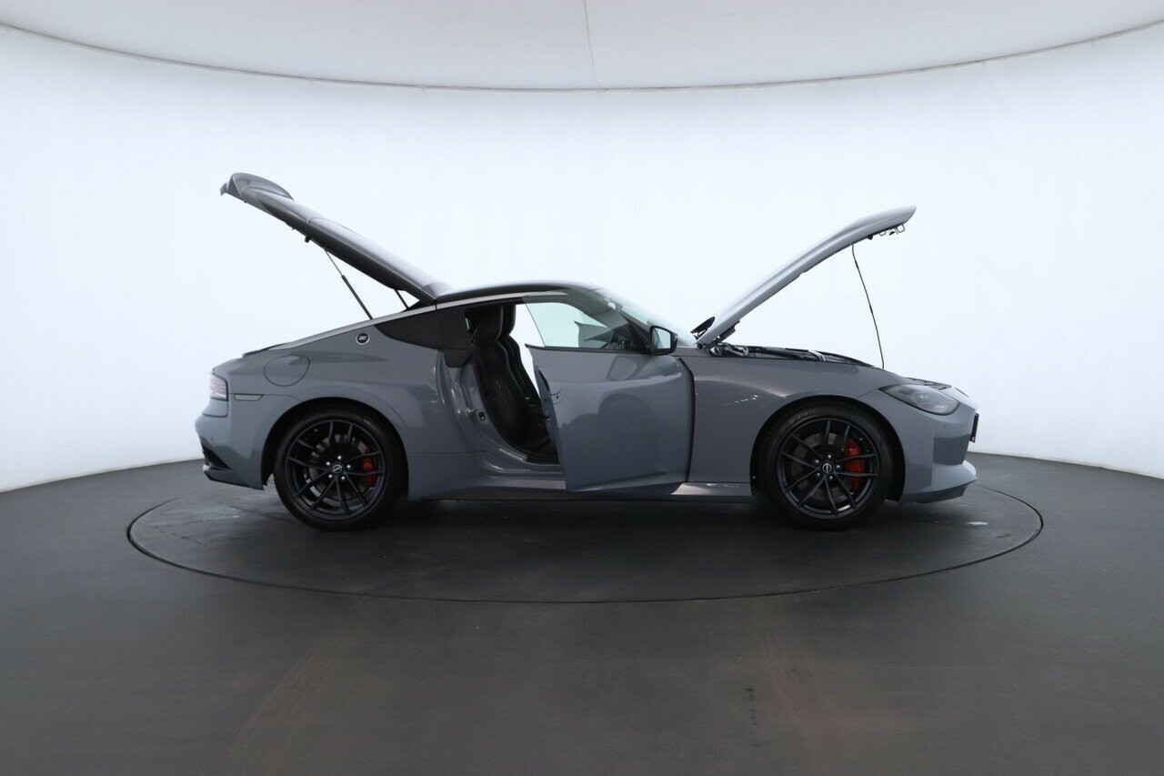 Nissan Z image 2