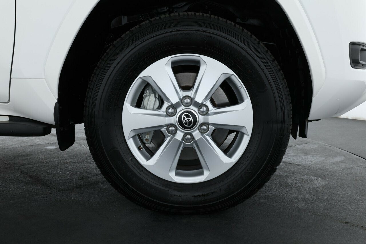 Toyota Landcruiser image 4