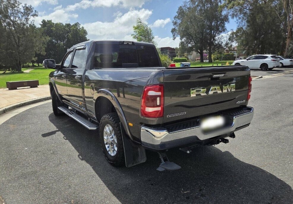 Ram 2500 image 2