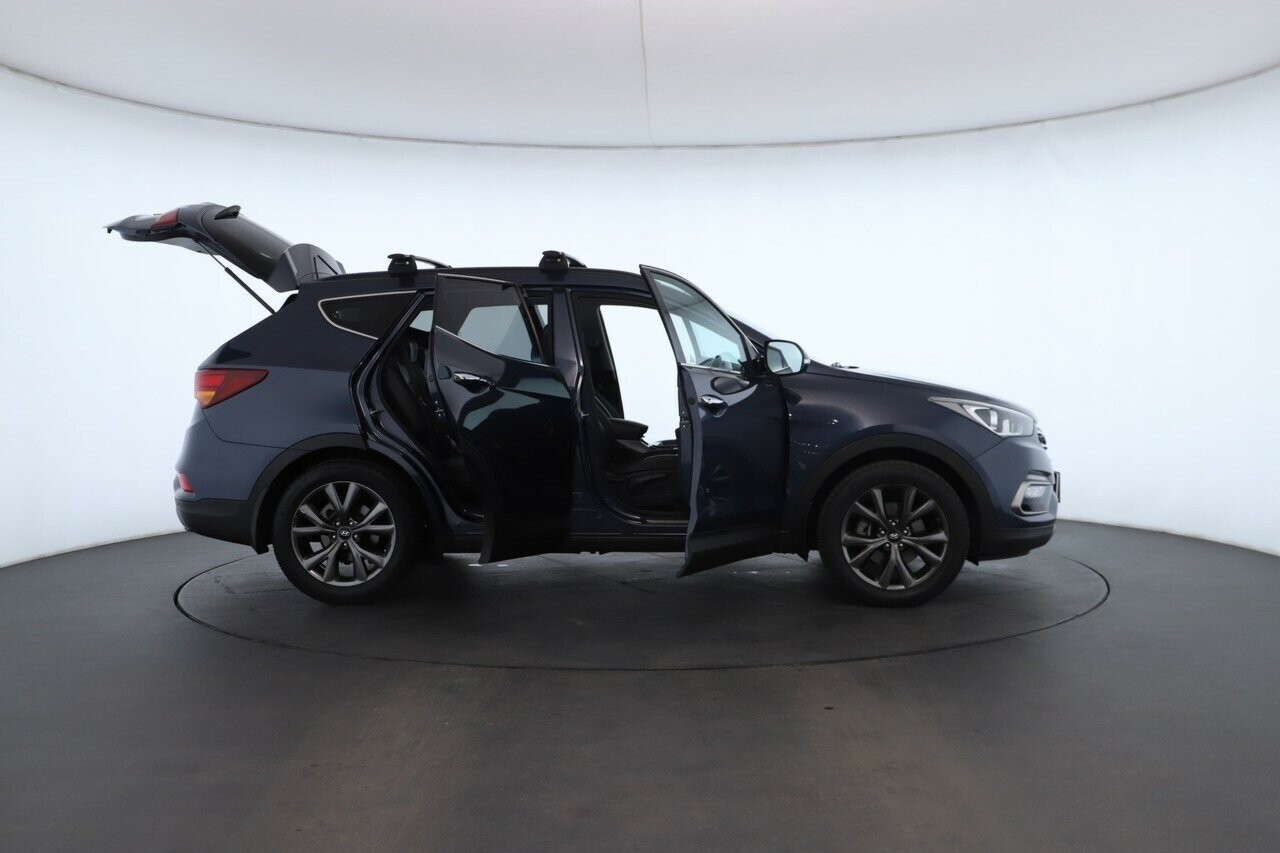 Hyundai Santa Fe image 2