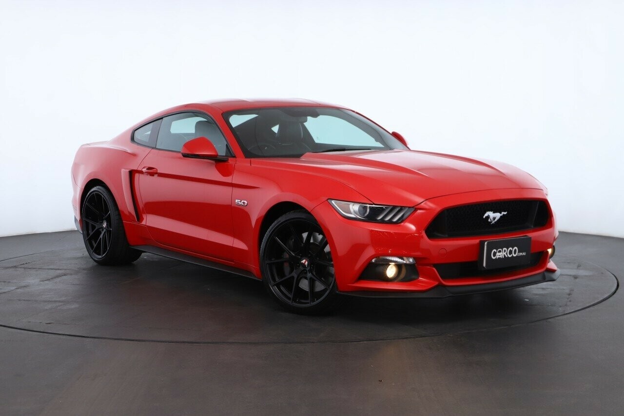 Ford Mustang image 1