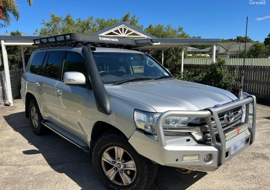 Toyota Landcruiser image 1