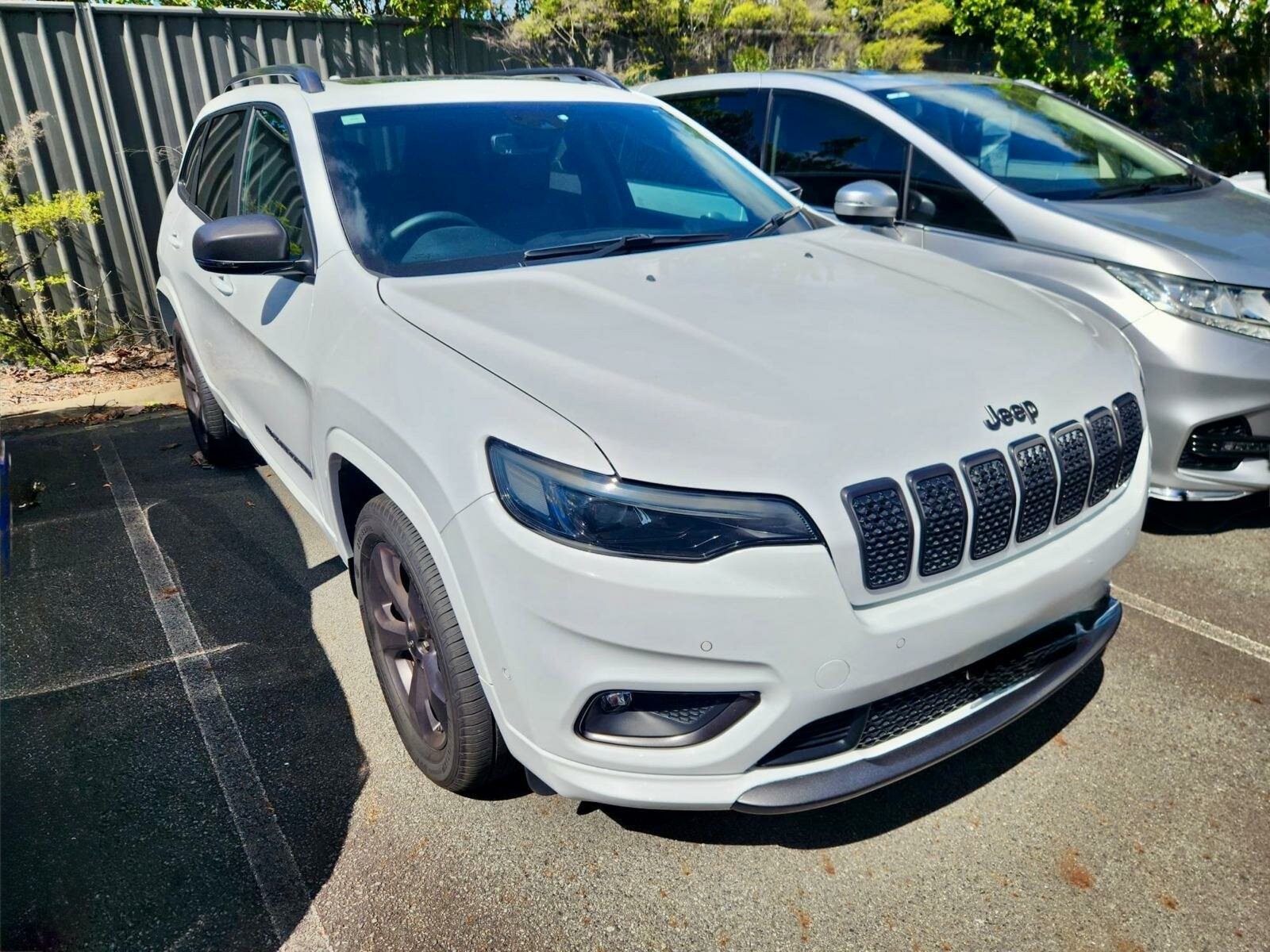 Jeep Cherokee image 1