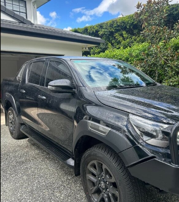 Toyota Hilux image 4