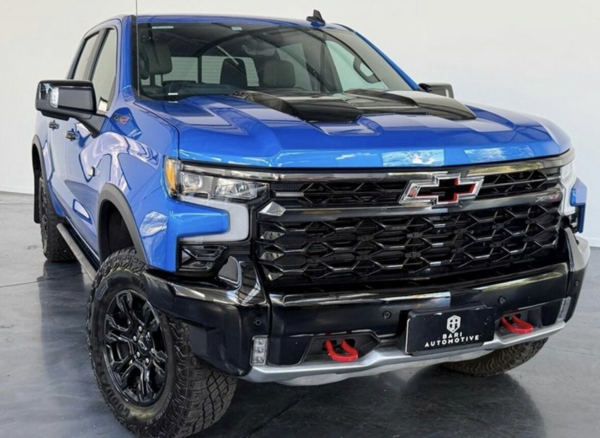 Chevrolet Silverado image 1