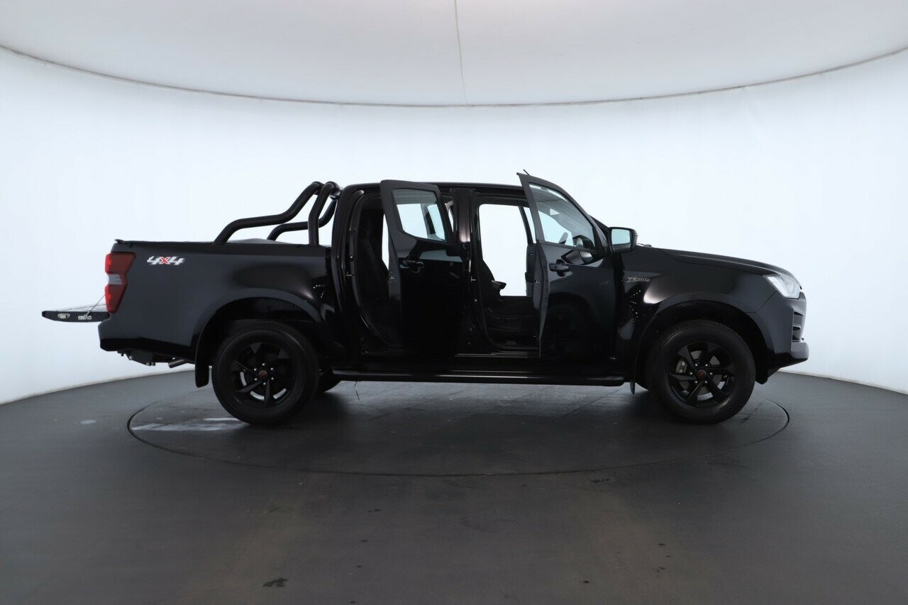 Isuzu D-max image 2