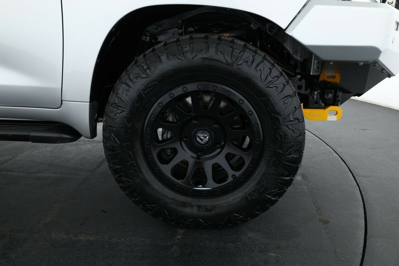 Toyota Landcruiser image 4