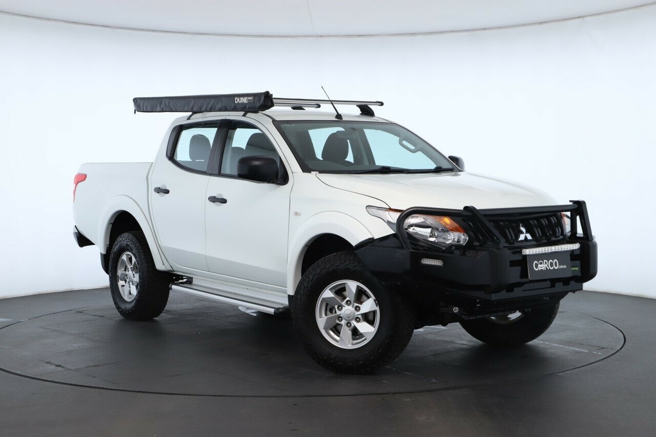 Mitsubishi Triton image 1