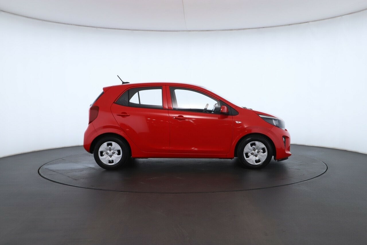 Kia Picanto image 3