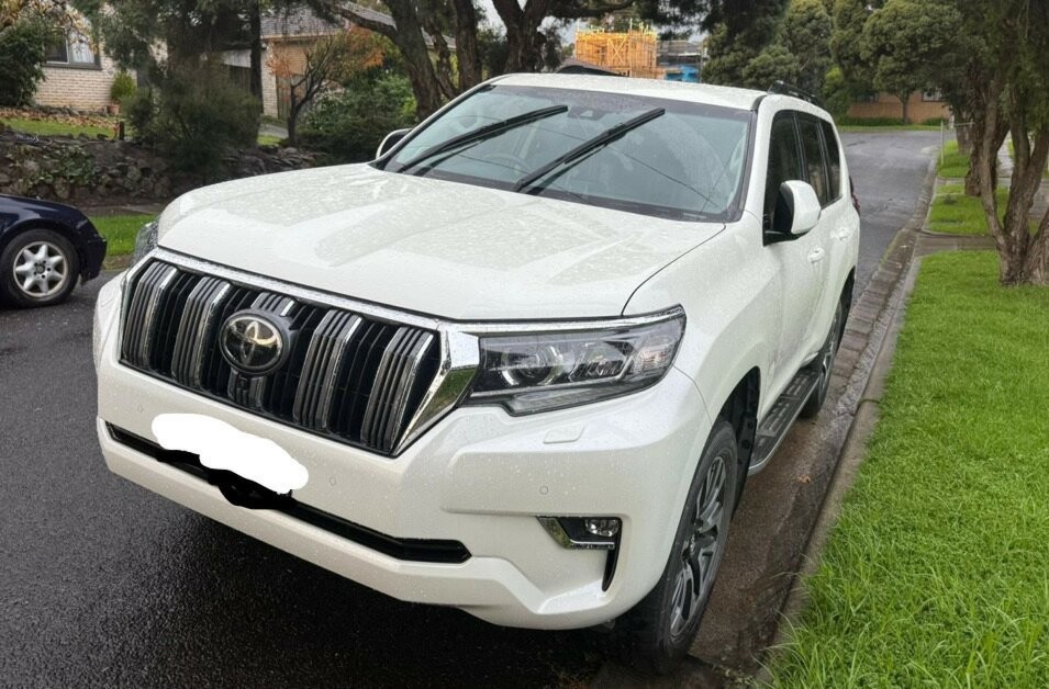 Toyota Landcruiser Prado image 1