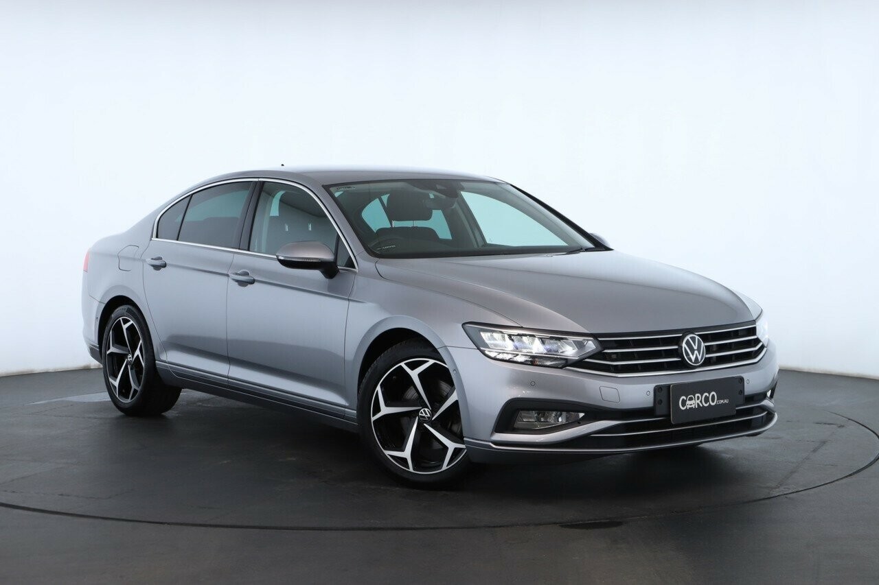 Volkswagen Passat image 1