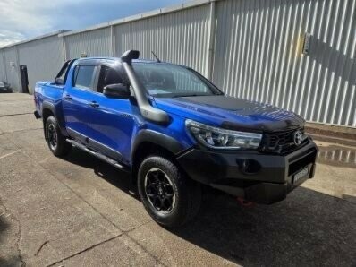 Toyota Hilux image 1