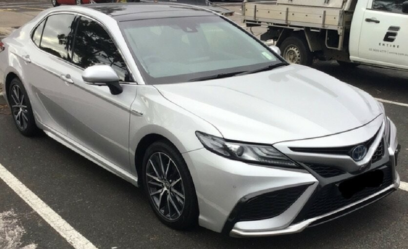 Toyota Camry image 3
