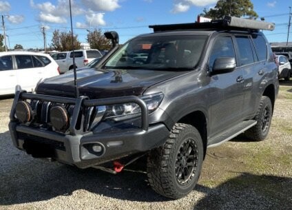 Toyota Landcruiser Prado image 1