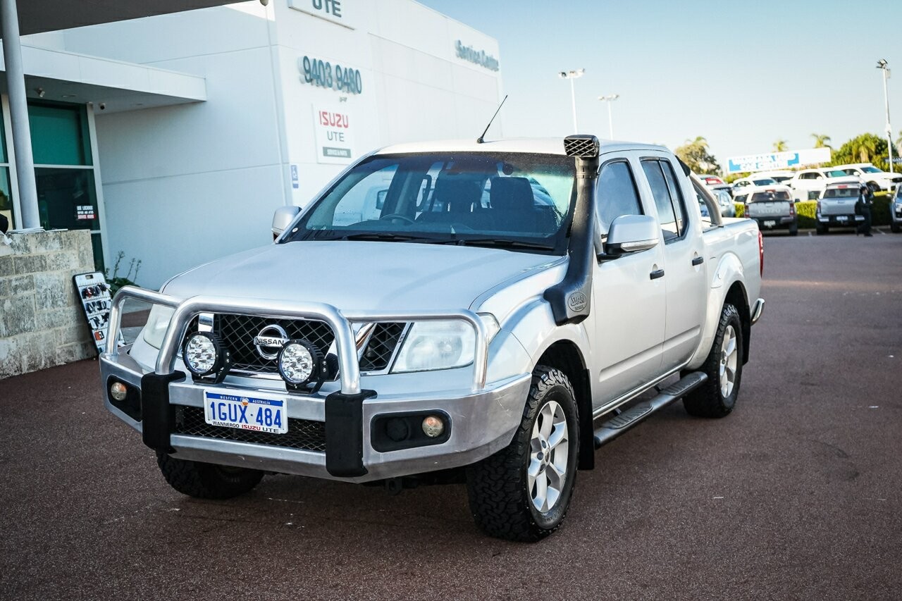 Nissan Navara image 4