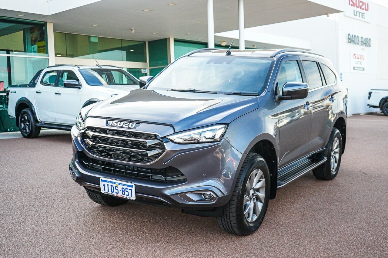 Isuzu Mu-x image 4