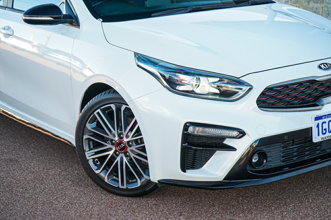 Kia Cerato image 2
