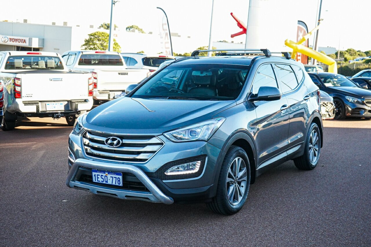 Hyundai Santa Fe image 4