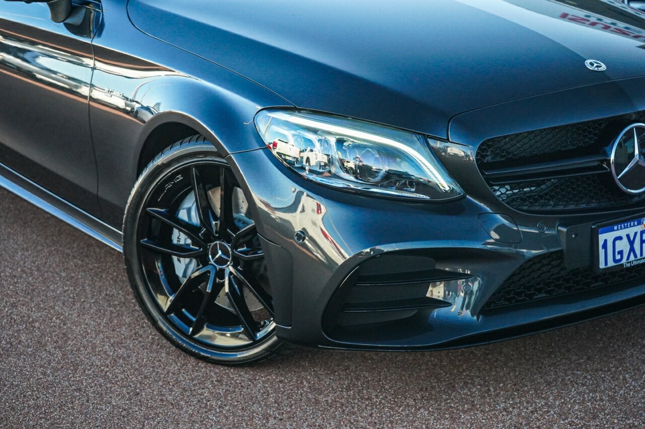 Mercedes Benz C-class image 2