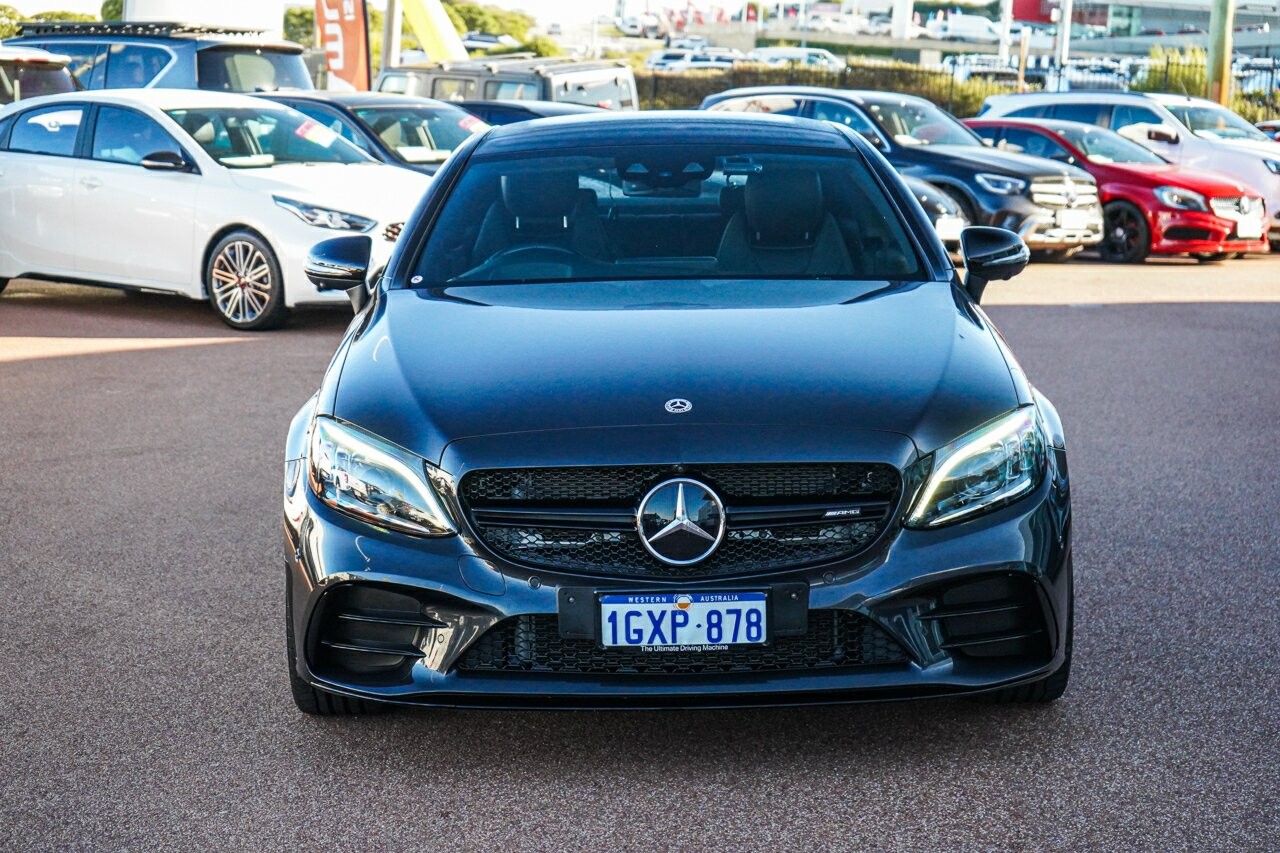 Mercedes Benz C-class image 3