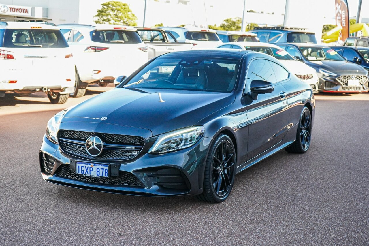 Mercedes Benz C-class image 4
