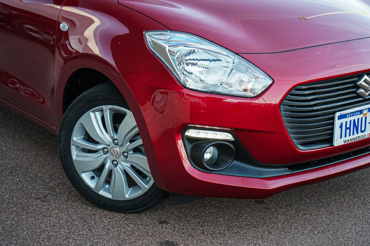 Suzuki Swift image 2