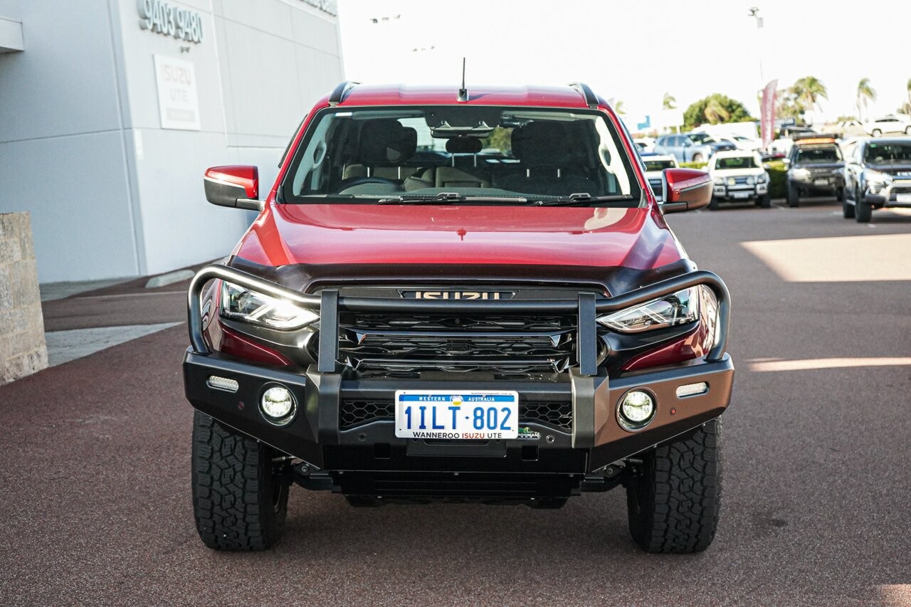 Isuzu Mu-x image 3