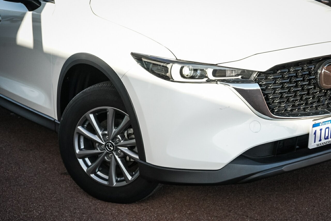 Mazda Cx-5 image 2