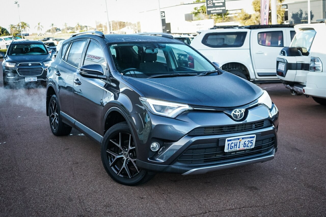 Toyota Rav4 image 1