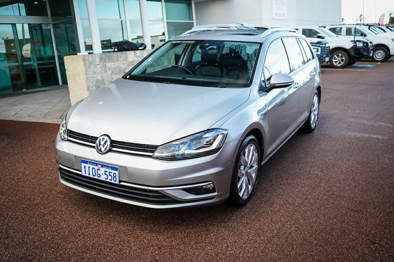 Volkswagen Golf image 4