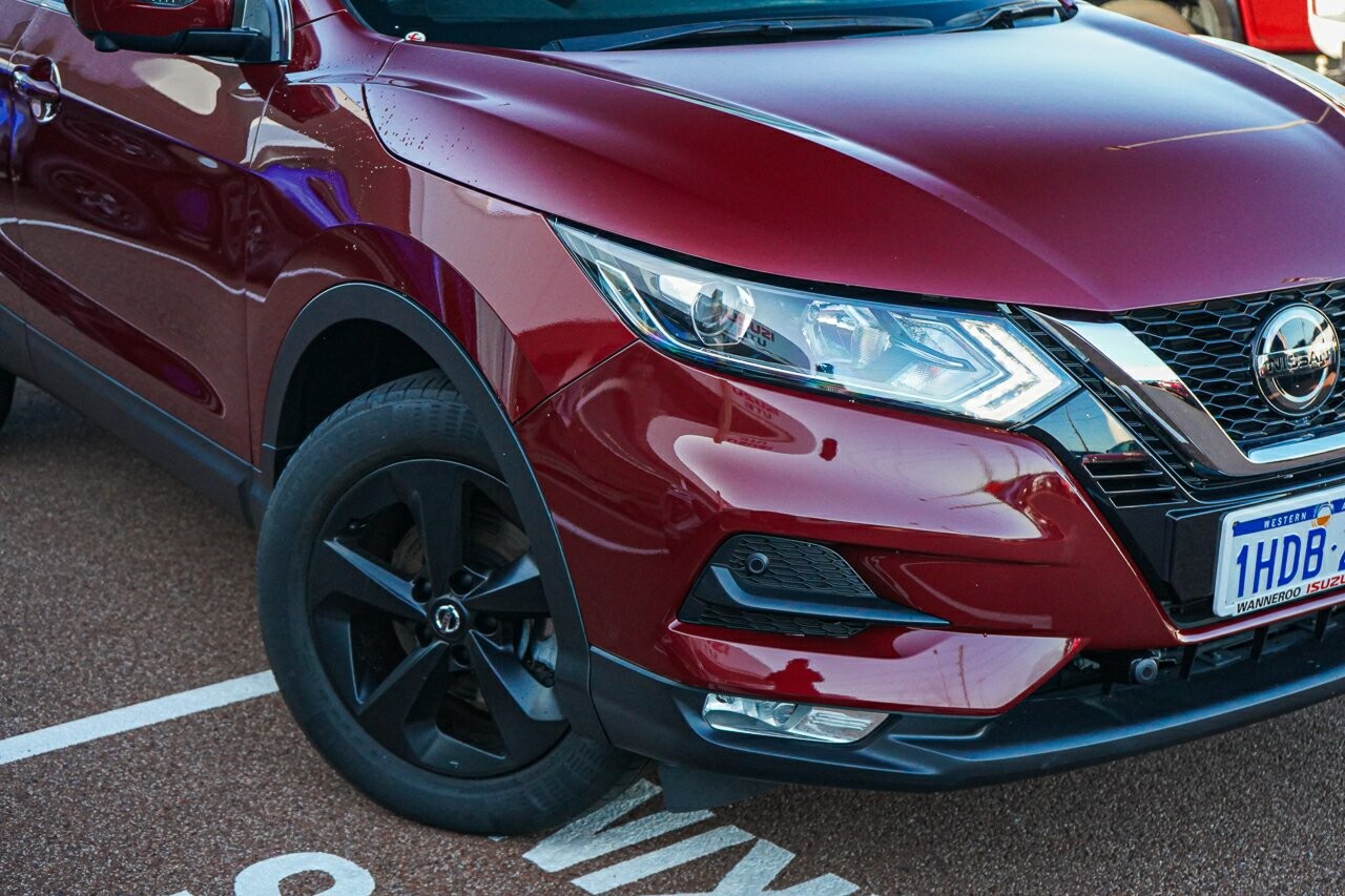 Nissan Qashqai image 2