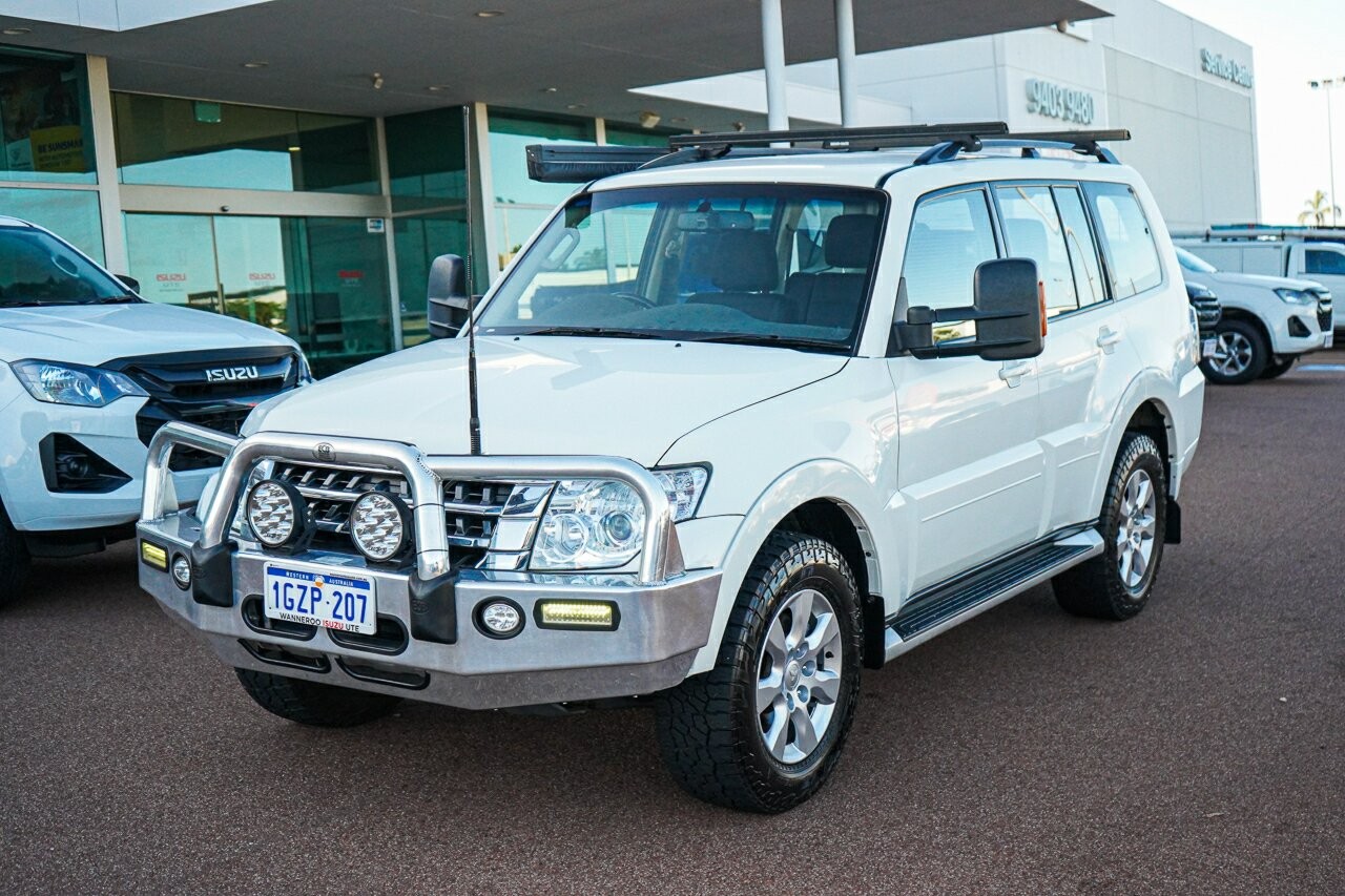 Mitsubishi Pajero image 4