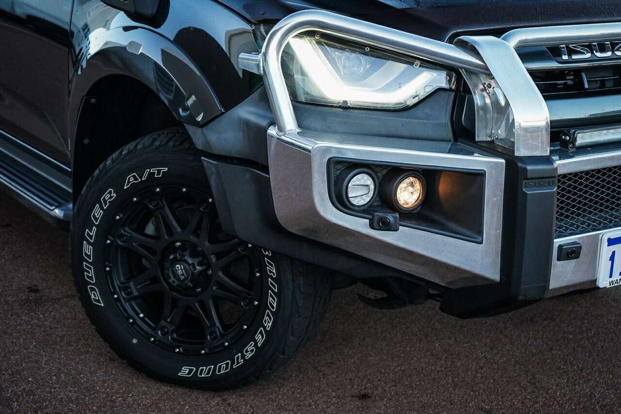 Isuzu D-max image 2