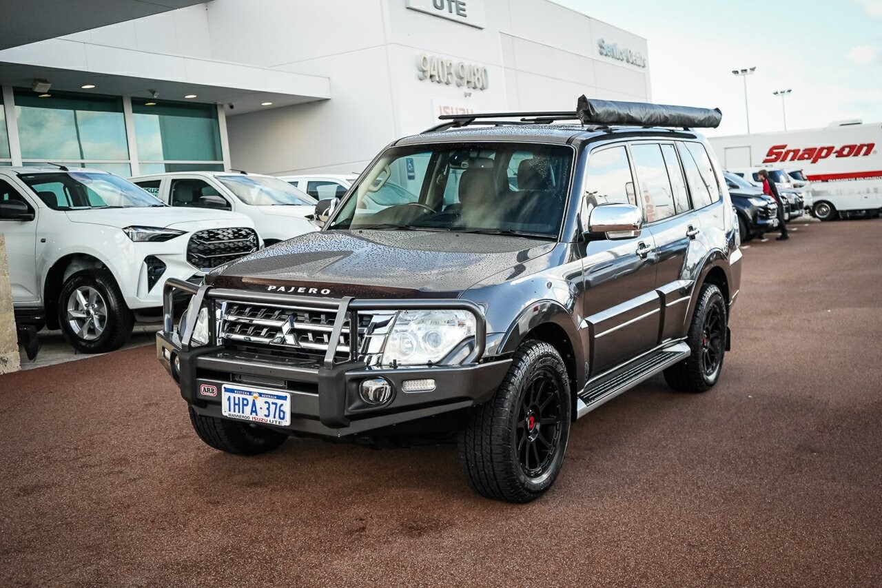 Mitsubishi Pajero image 4