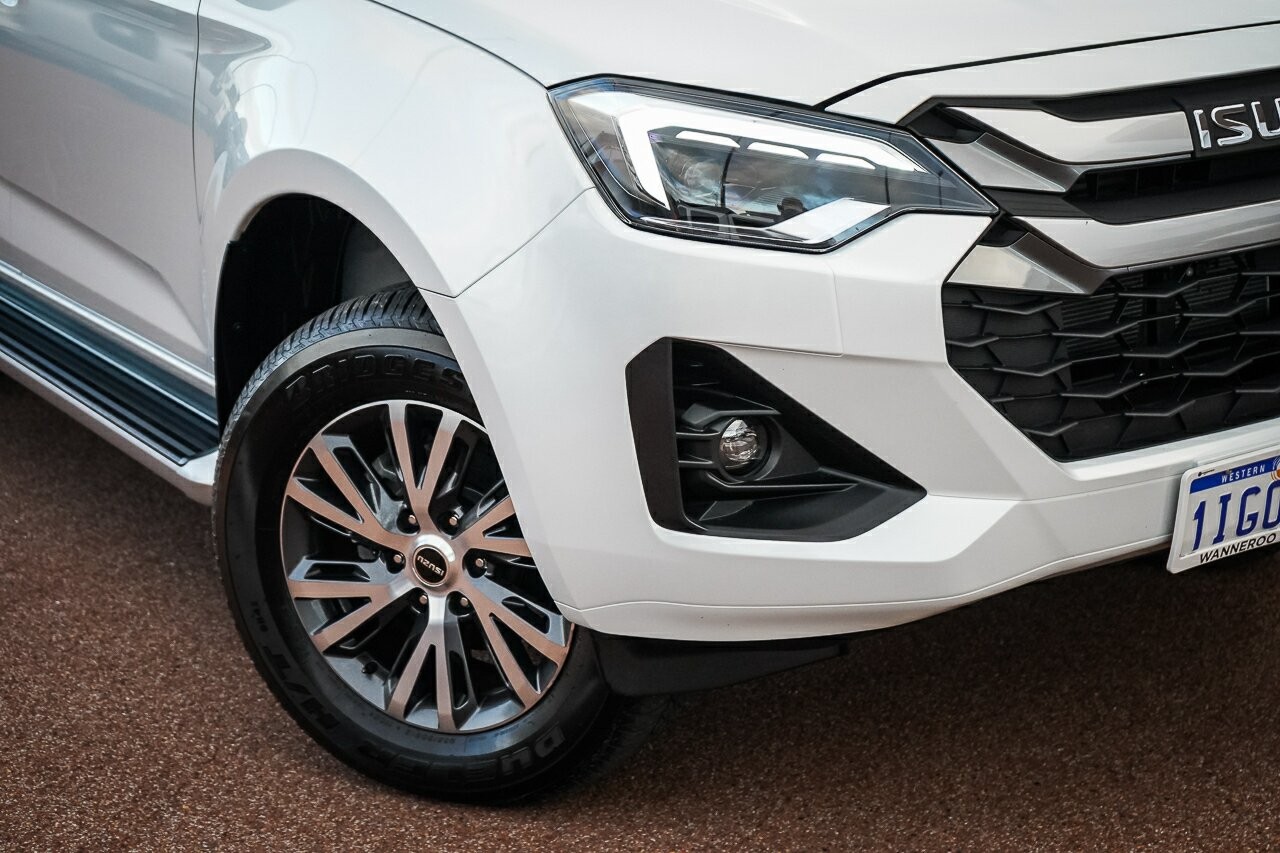 Isuzu D-max image 2