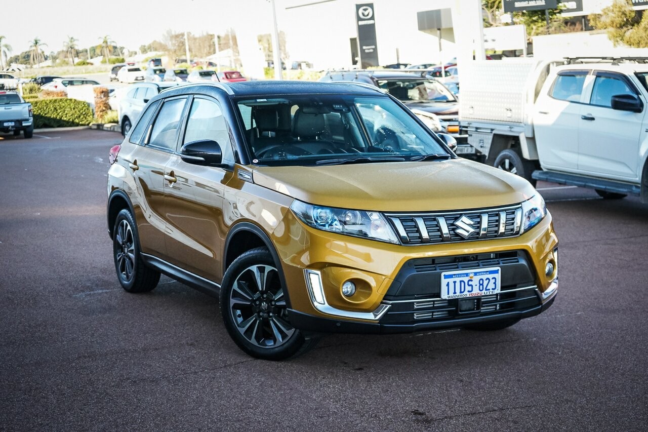 Suzuki Vitara image 1