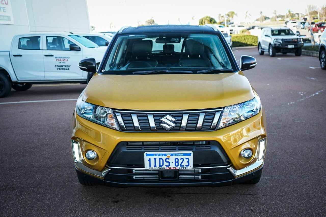 Suzuki Vitara image 3