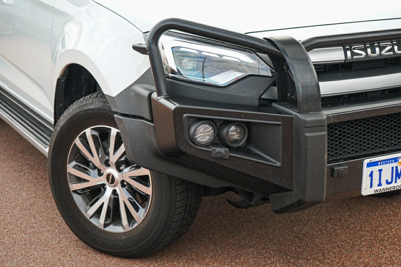 Isuzu D-max image 2