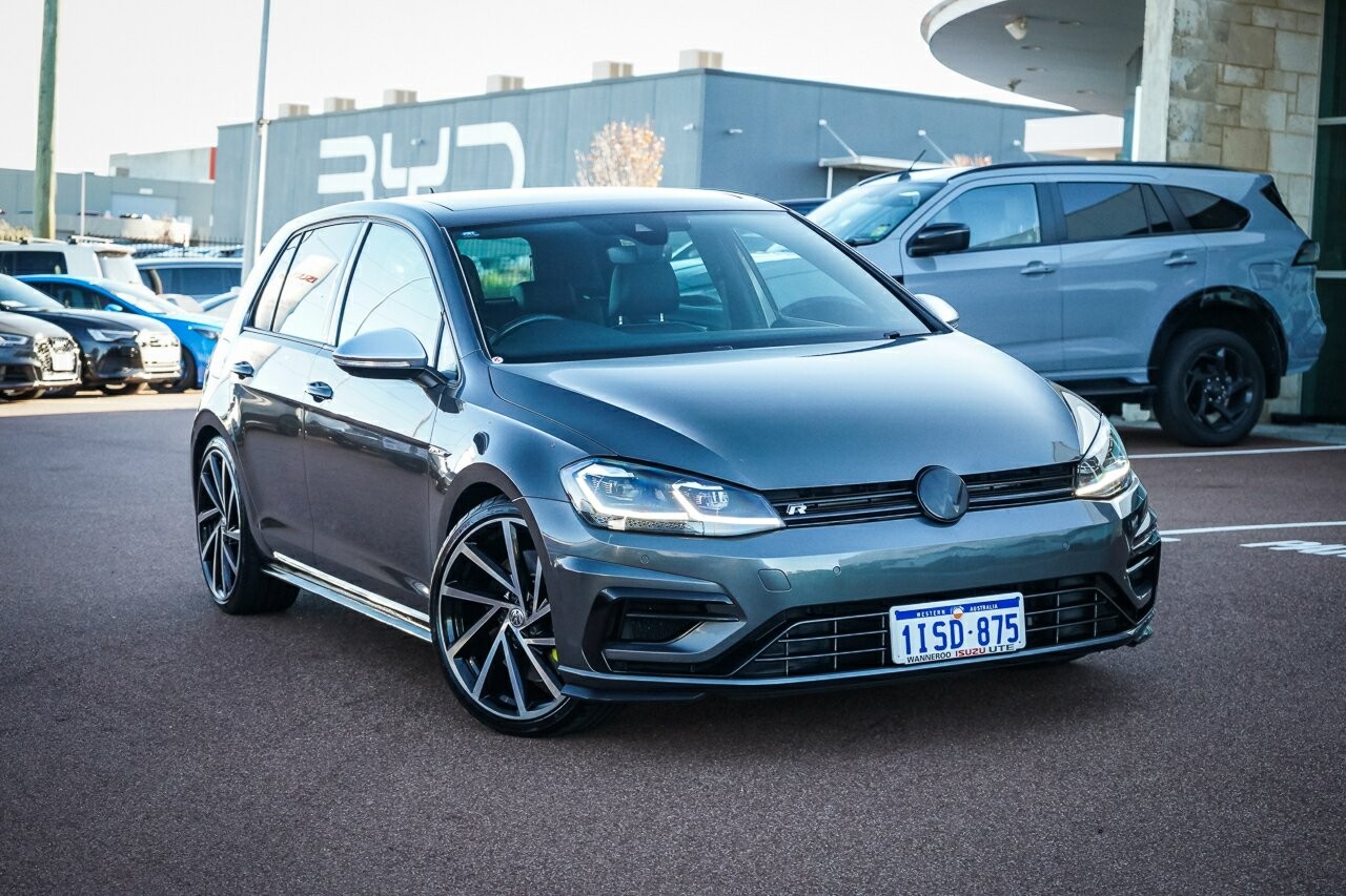 Volkswagen Golf image 1