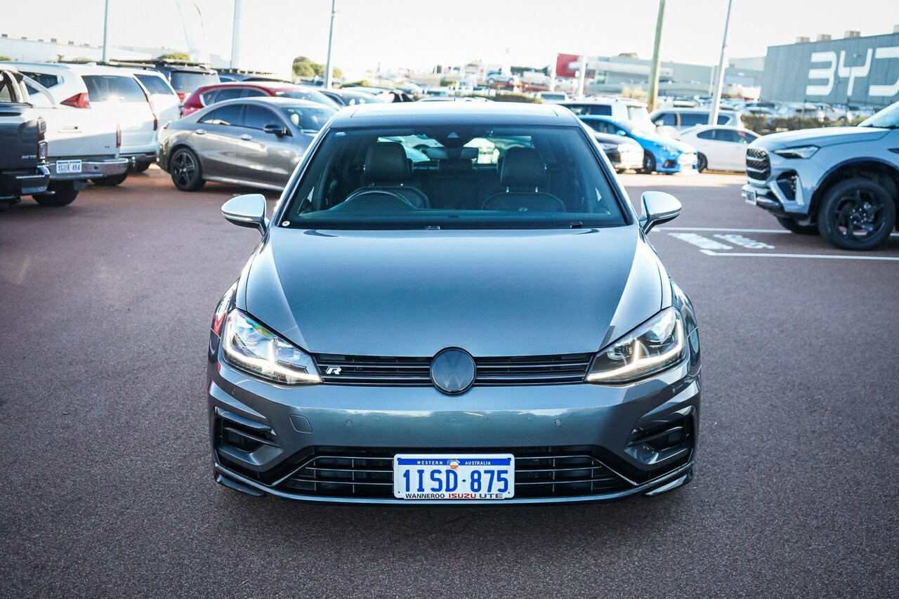 Volkswagen Golf image 3