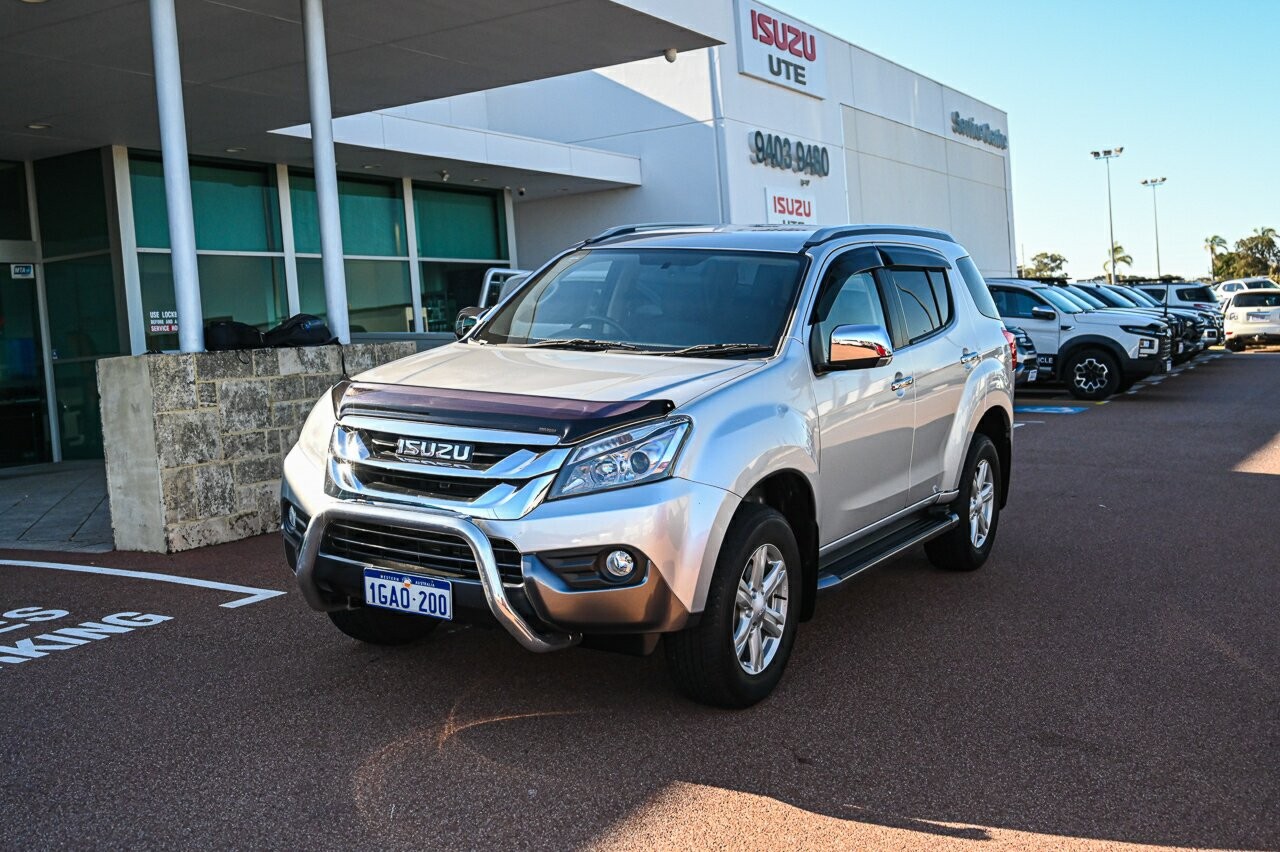 Isuzu Mu-x image 4